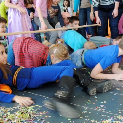 Kleine Narren, großer Spaß beim Kinderfasching im Deutschen Verein „St. Gerhard