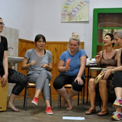 Grenzüberschreitende DaF-Lehrerfortbildung zum Thema „Verbindung von Sprachförderung und Theaterarbeit“